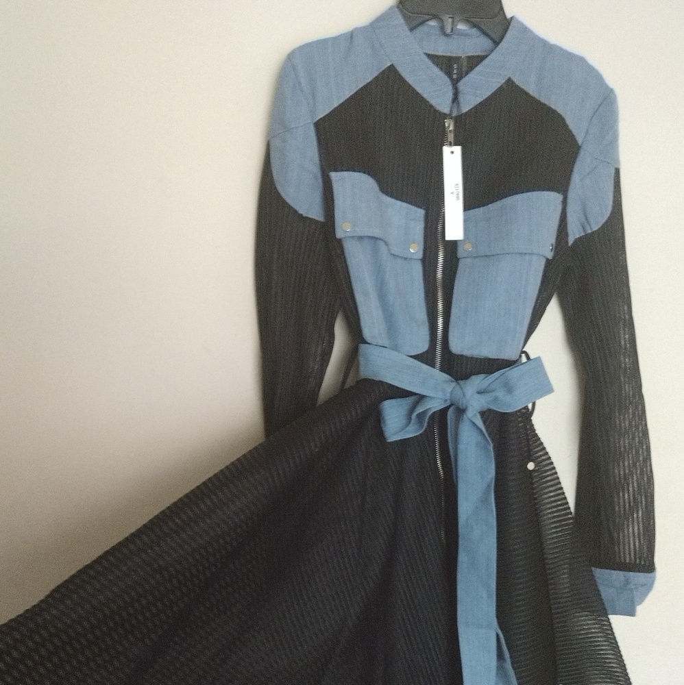 Mesh jean flare dress with belt. - Picture 4 of 8